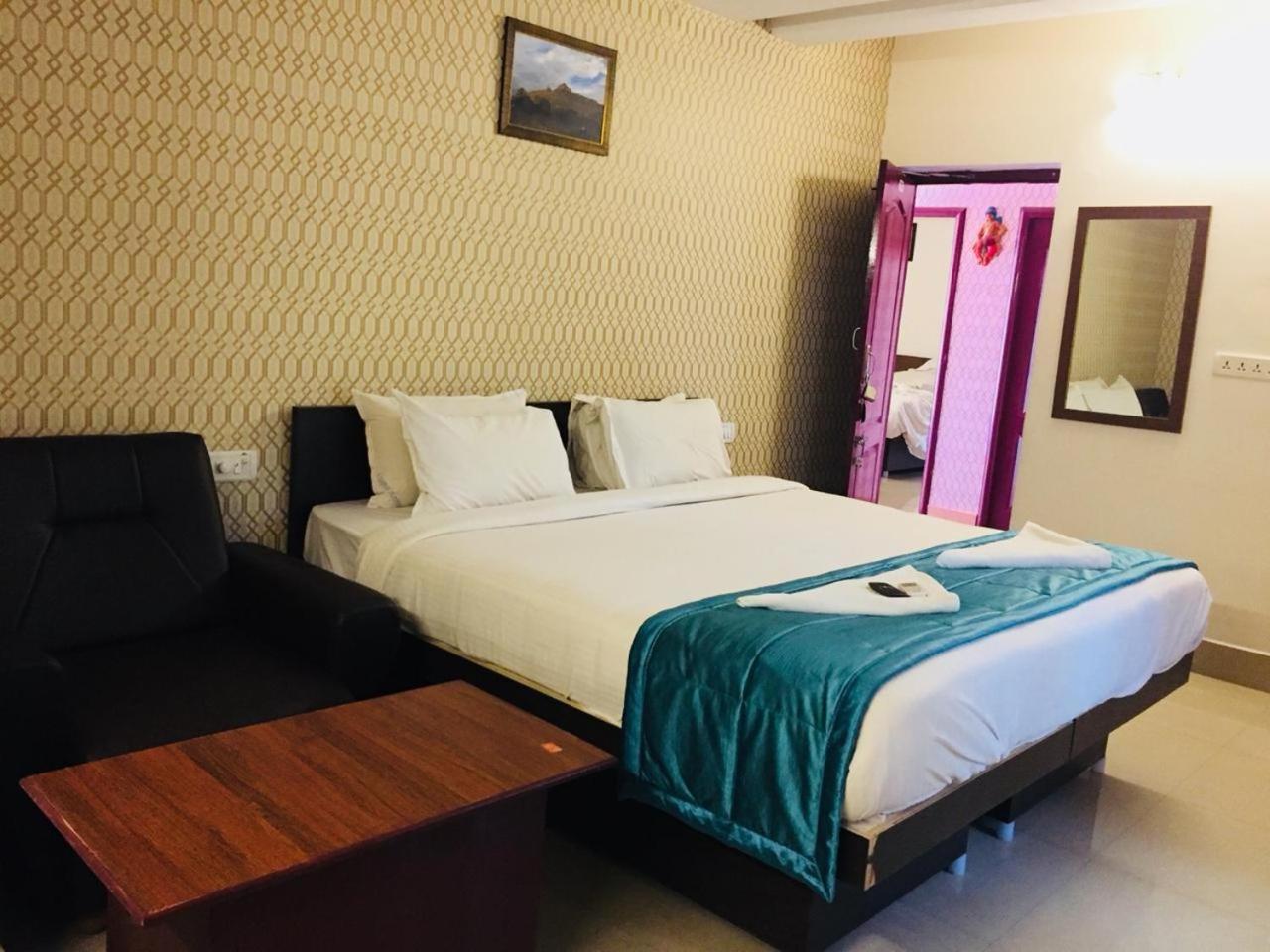 Arunaalaya Residency Hotel Tiruvannámalaj Kültér fotó